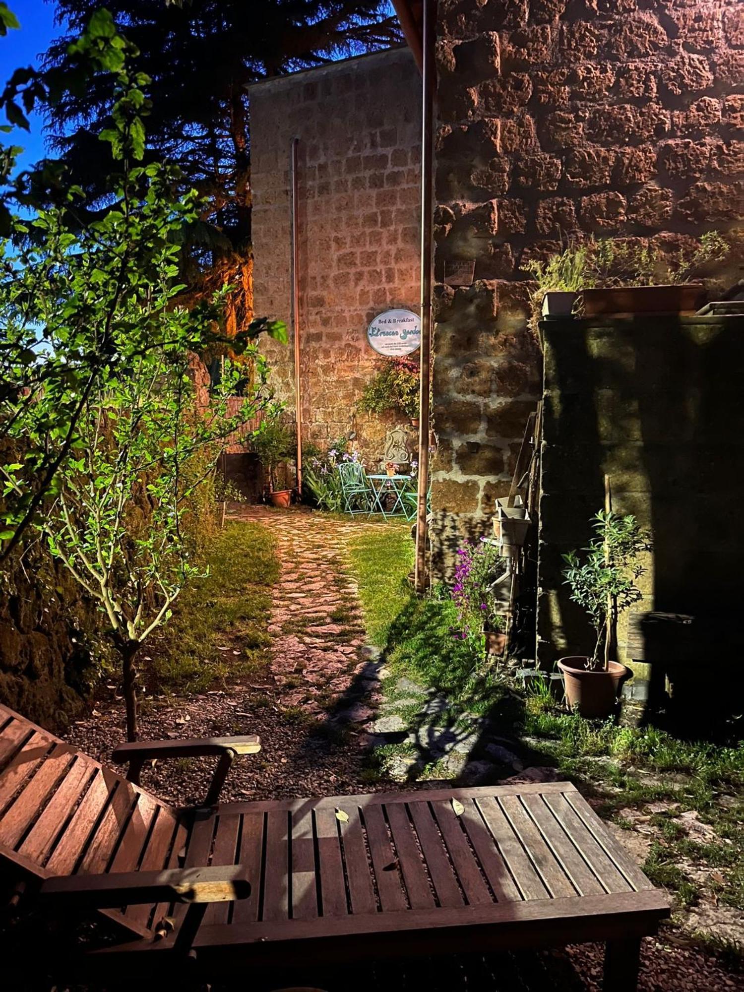 B&B Etruscan Garden Сутри Экстерьер фото